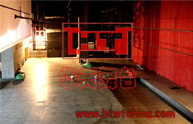后車(chē)載轉(zhuǎn)臺(tái)、主升降臺(tái)